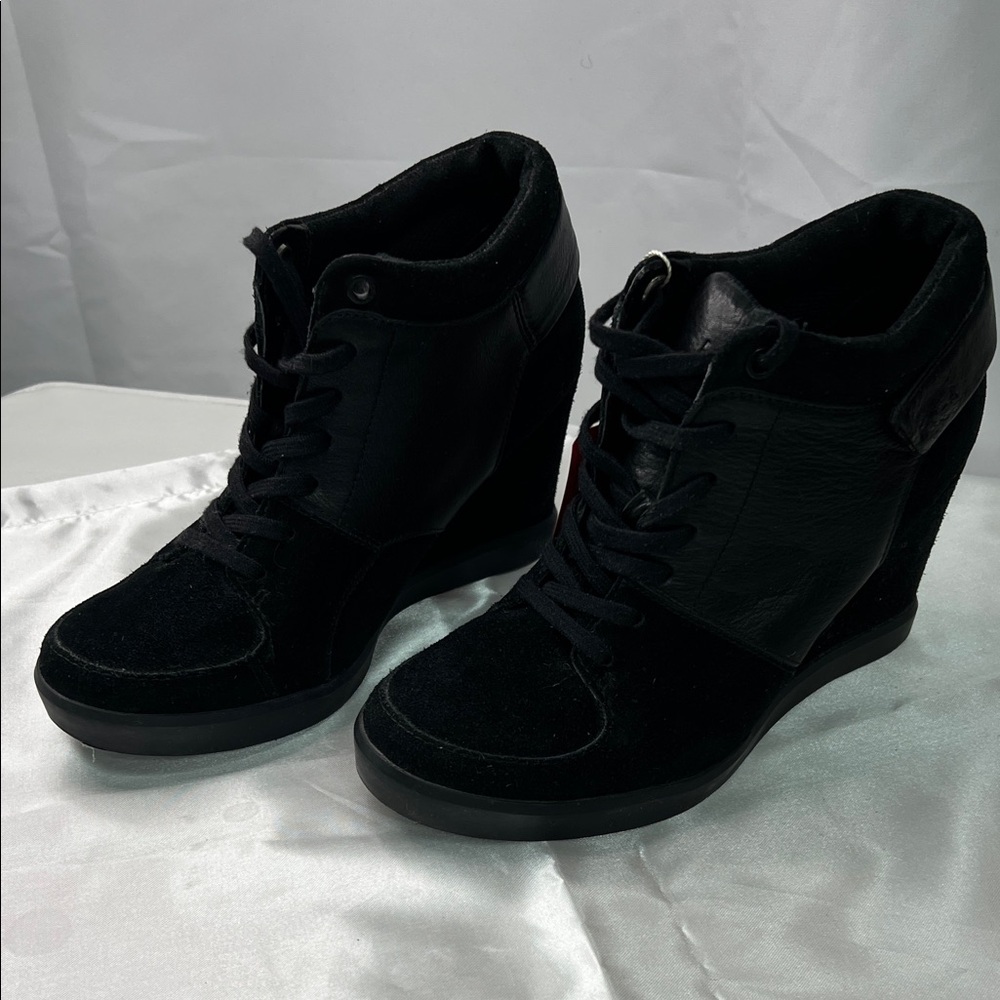 Lacoste Black Women's Wedge Sneakers